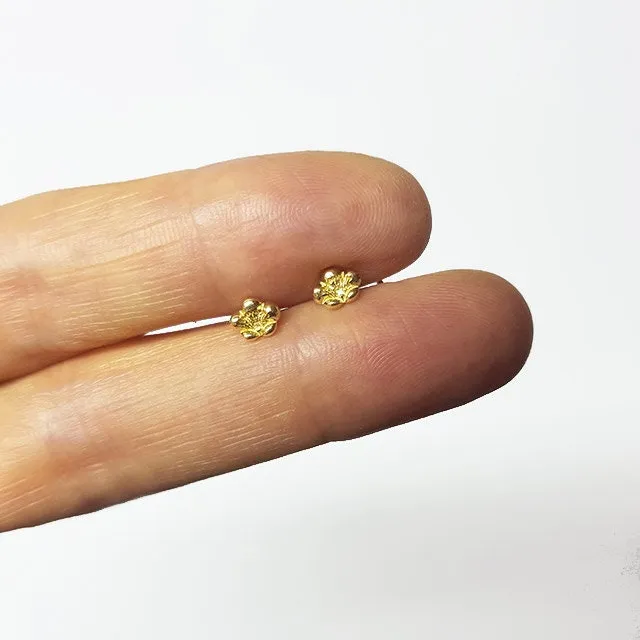 14k Gold Dainty Stud Earrings | Sakura