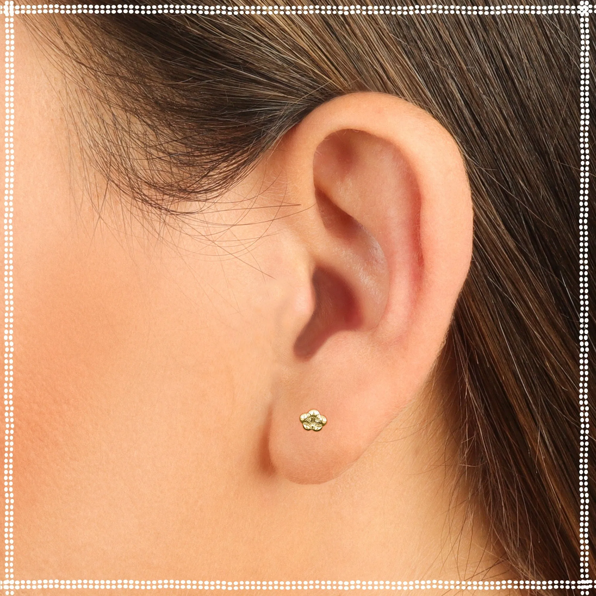 14k Gold Dainty Stud Earrings | Sakura
