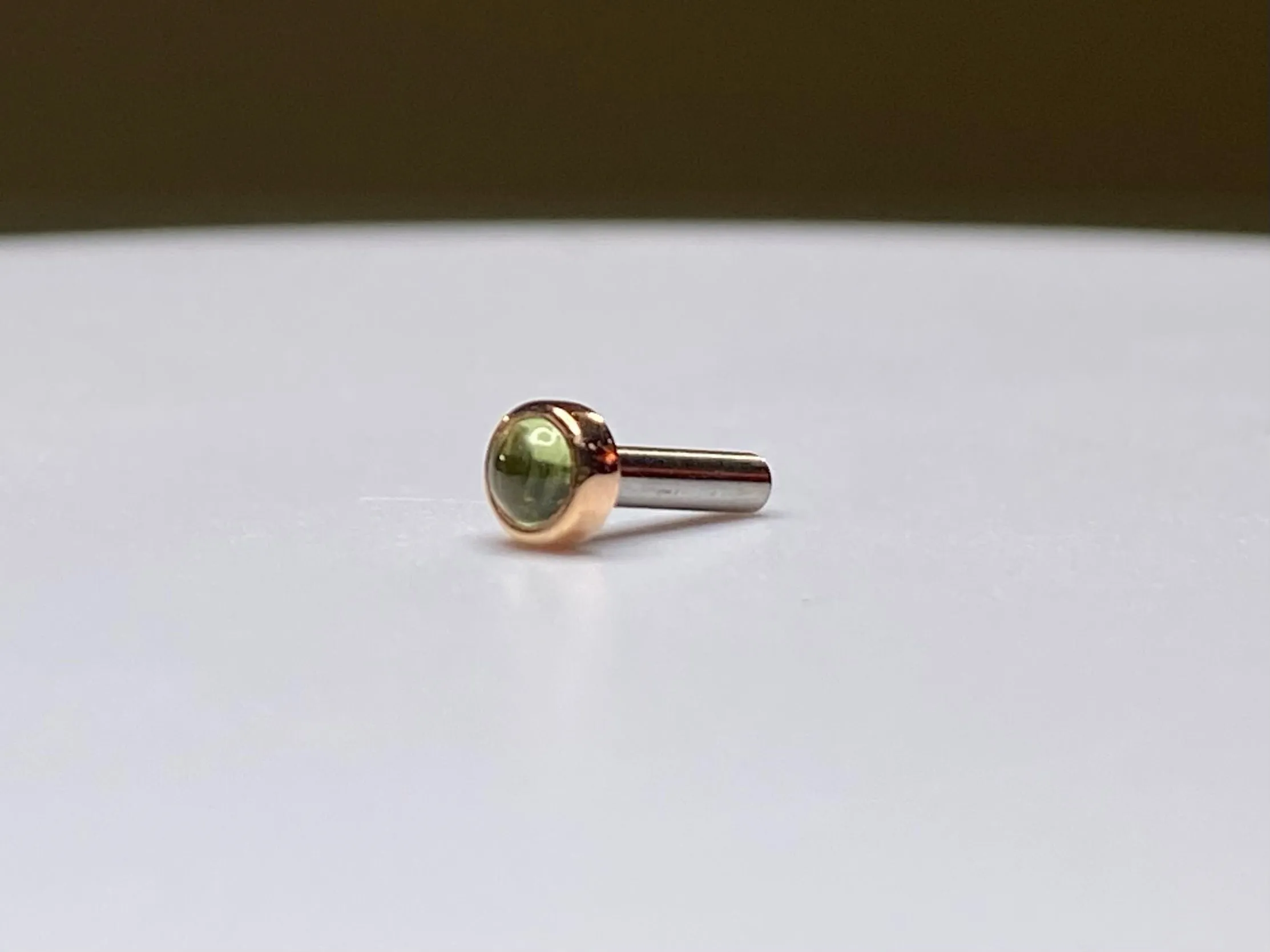14kt Yellow and Rose Gold 3mm Peridot Cabochon Bezel Set Threadless Stud