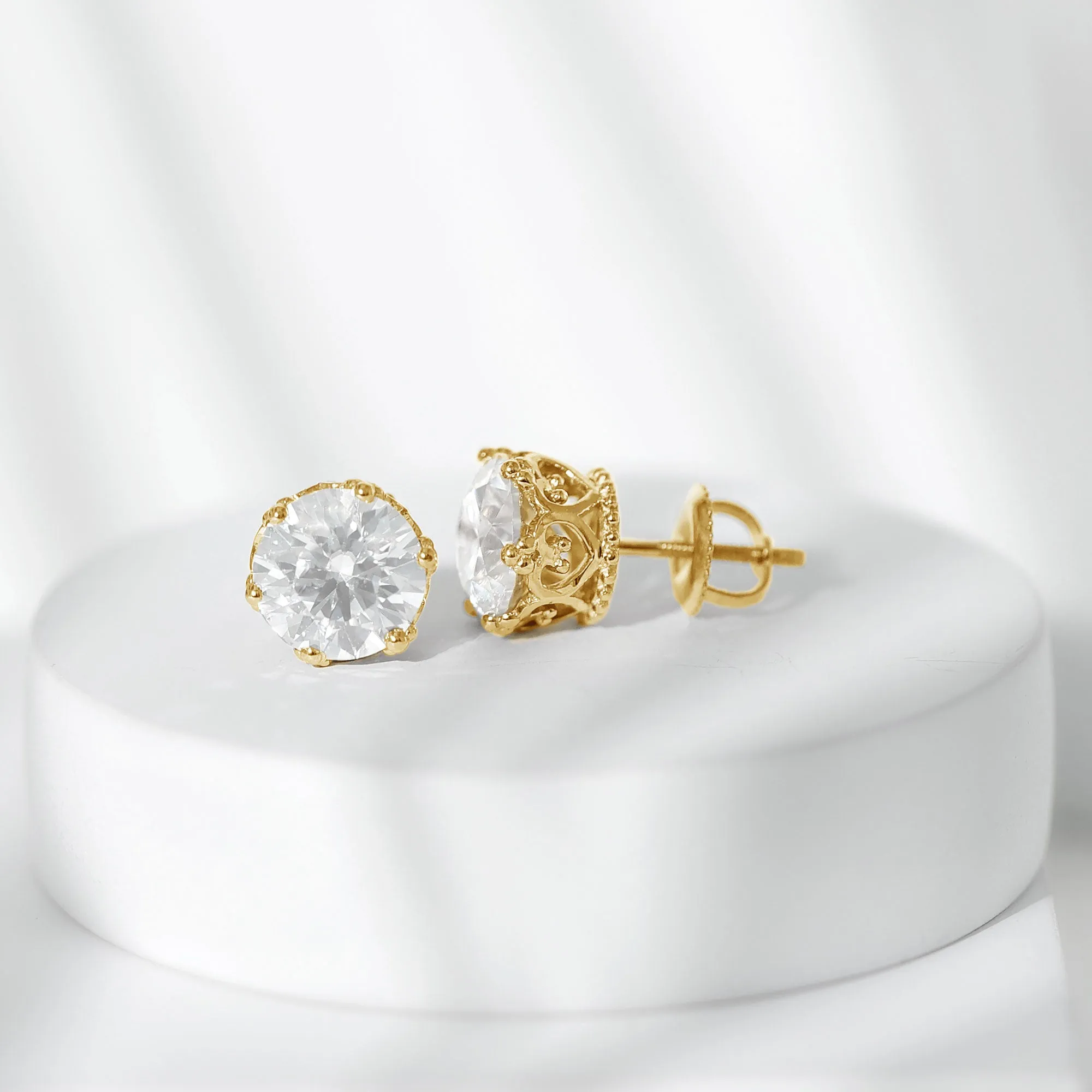 6 MM Round Shape Moissanite Solitaire Stud Earrings in Crown Setting