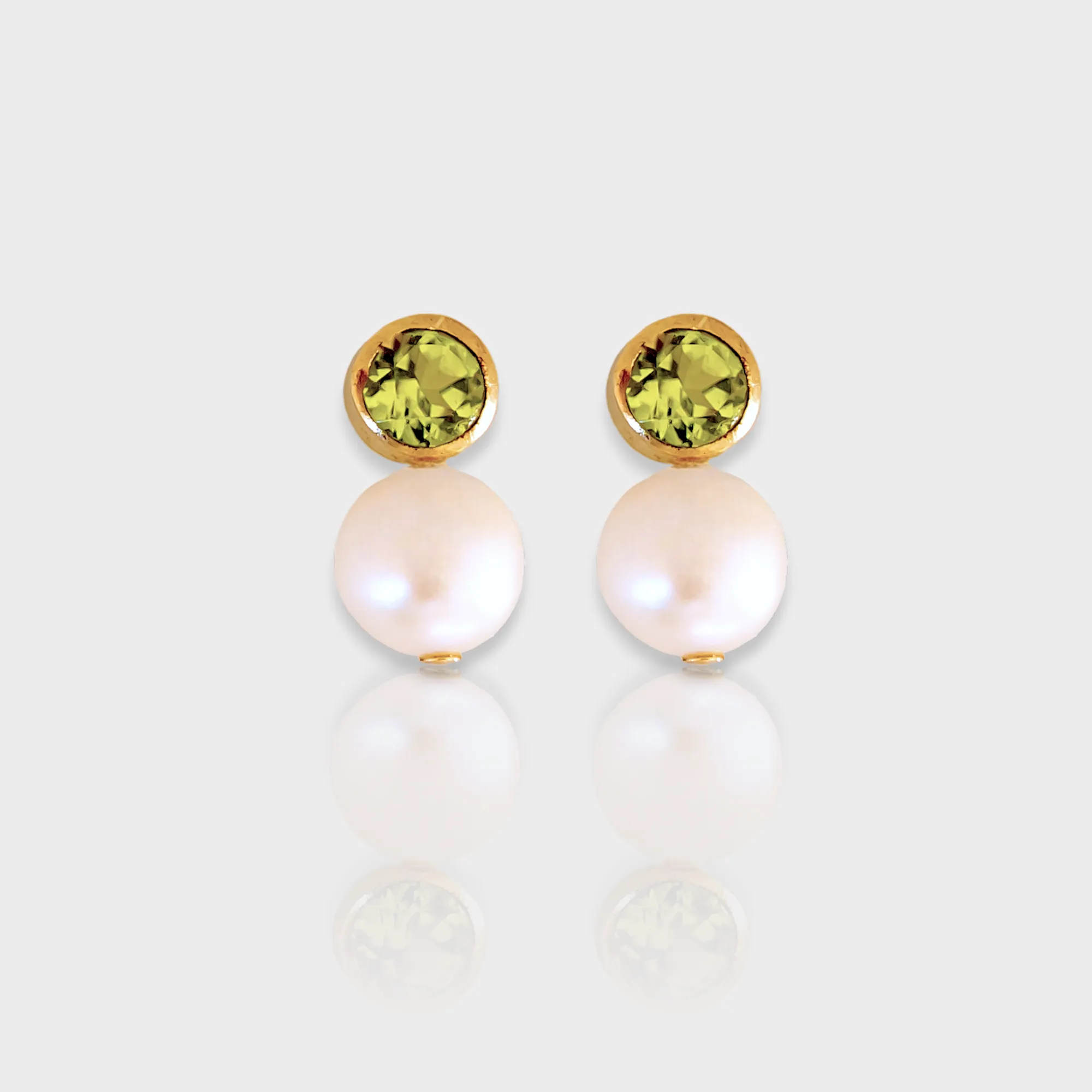 Aphrodite Peridot Earrings