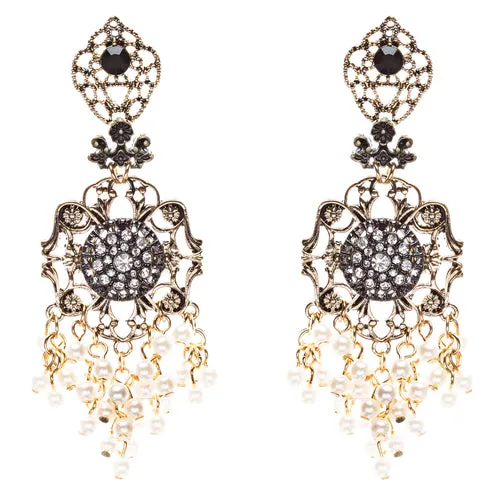 Elegance Fashion Crystal Rhinestone Beautifully Crafted Earrings E812 Cream