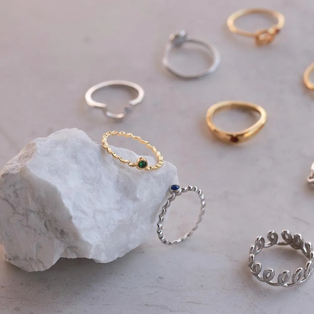 Gold Tone Star Pinky Ring