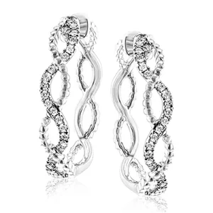 Hoop Earrings in 18k Gold with Diamonds