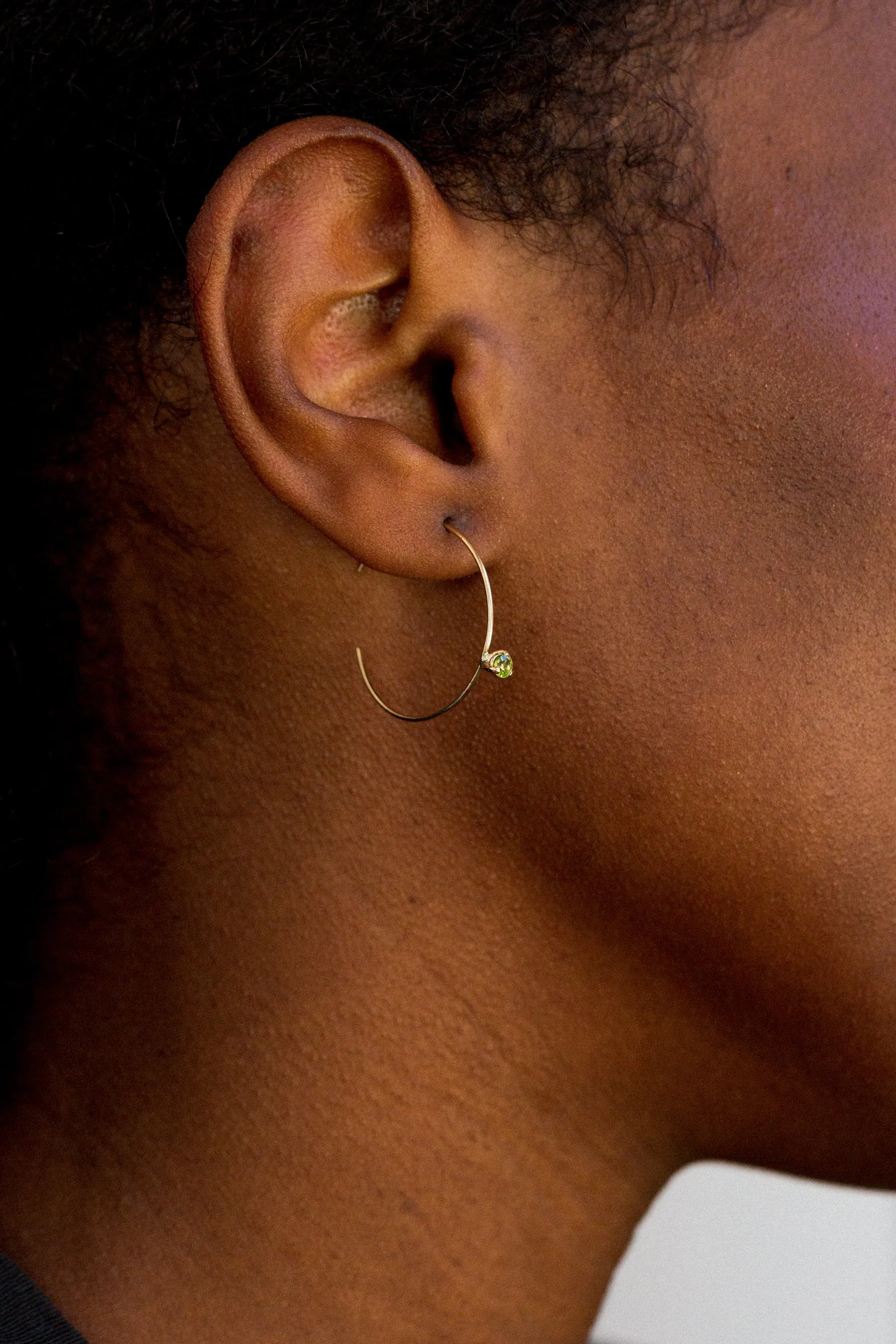 Hoops Earrings with Stone