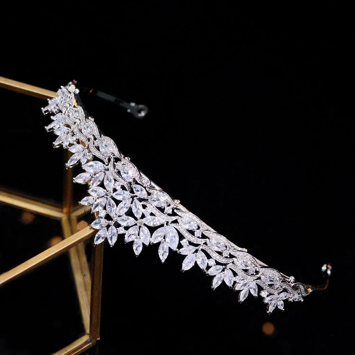 Luxury Queen Princess Tiaras and Crowns