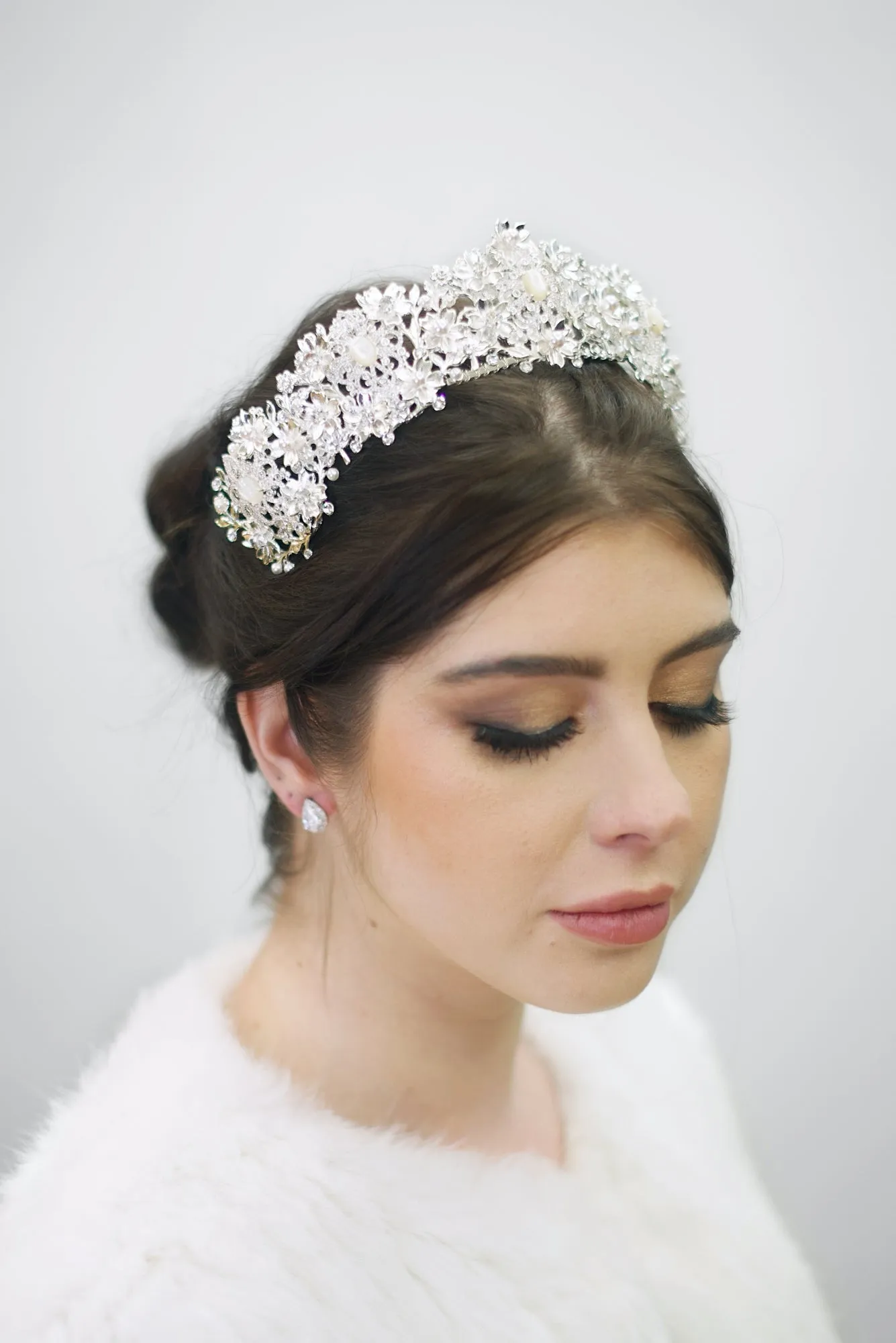 Mystique Pearl Tiara