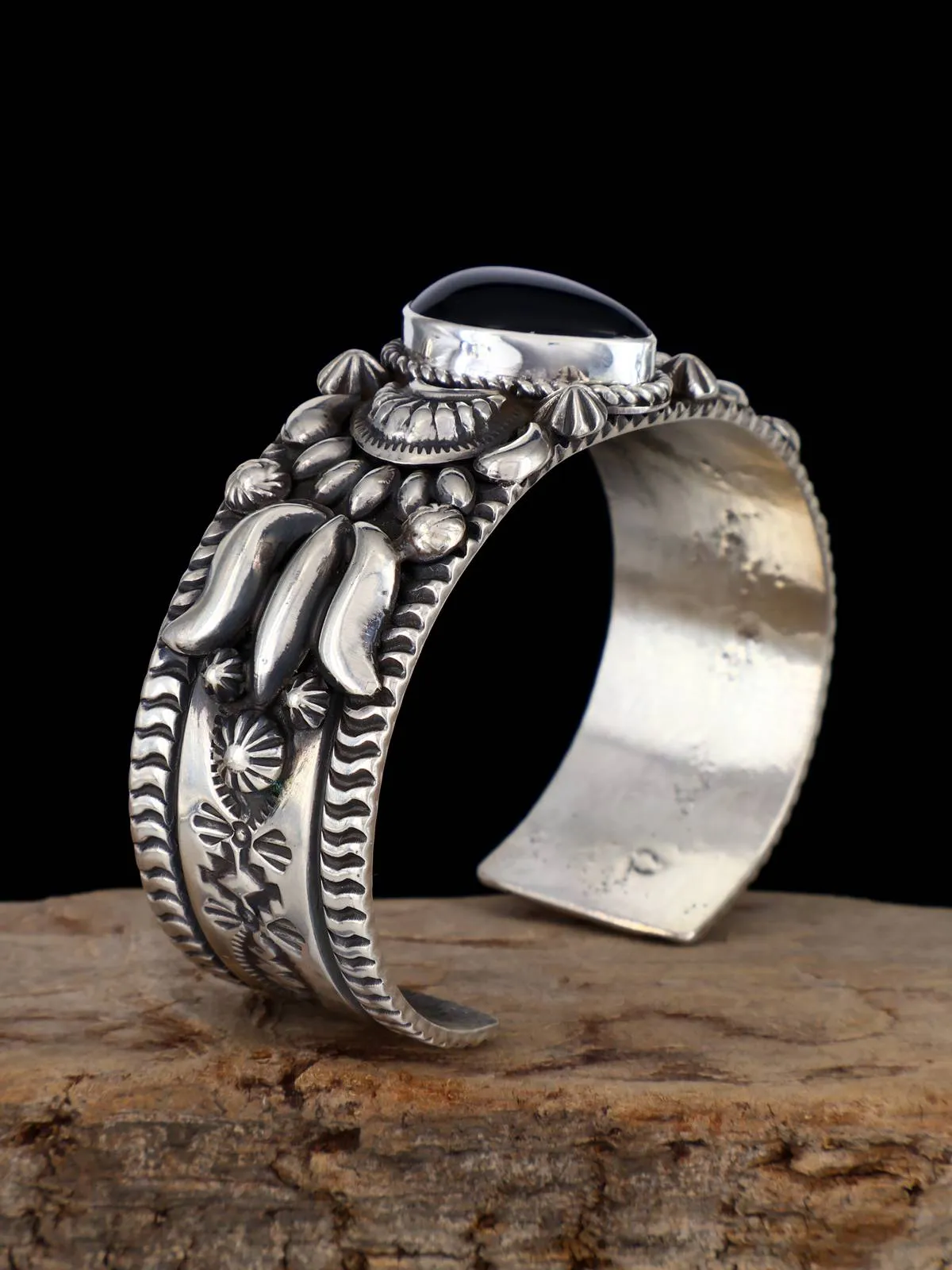 Native American Jewelry Black Onyx Cuff Bracelet