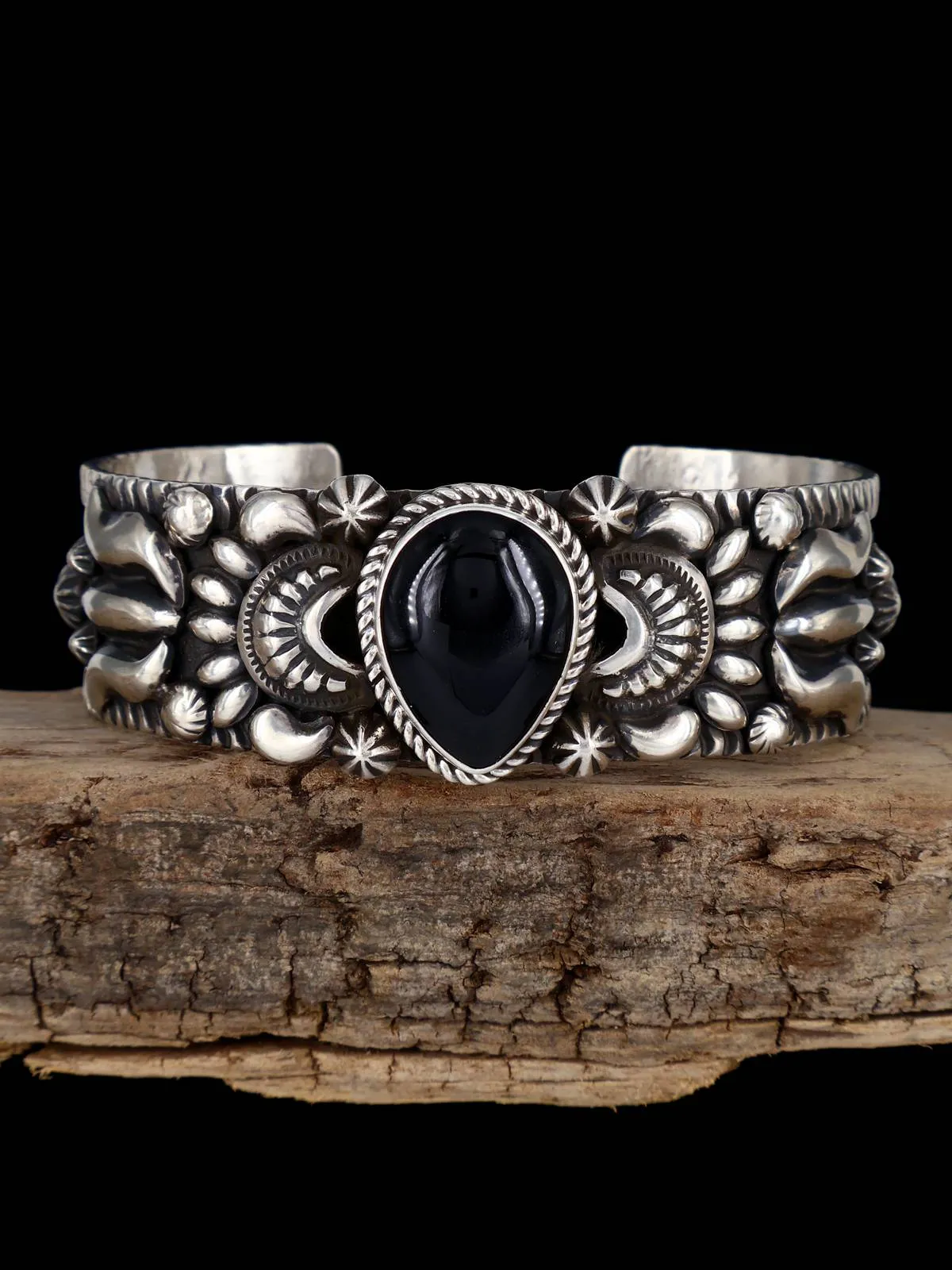 Native American Jewelry Black Onyx Cuff Bracelet