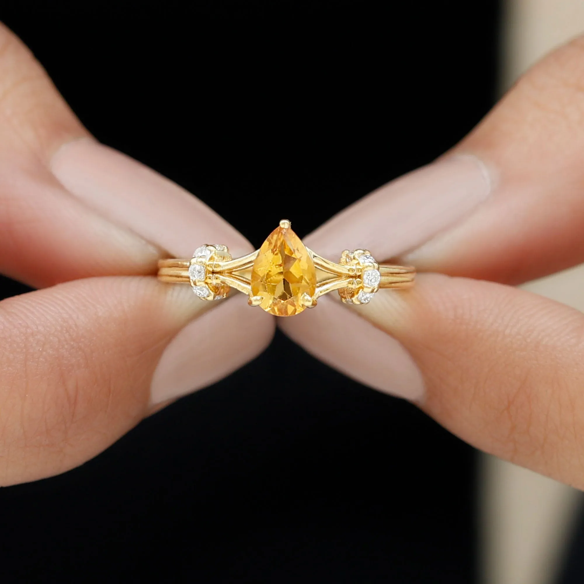 Pear Shape Citrine and Diamond Solitaire Ring in Split Shank