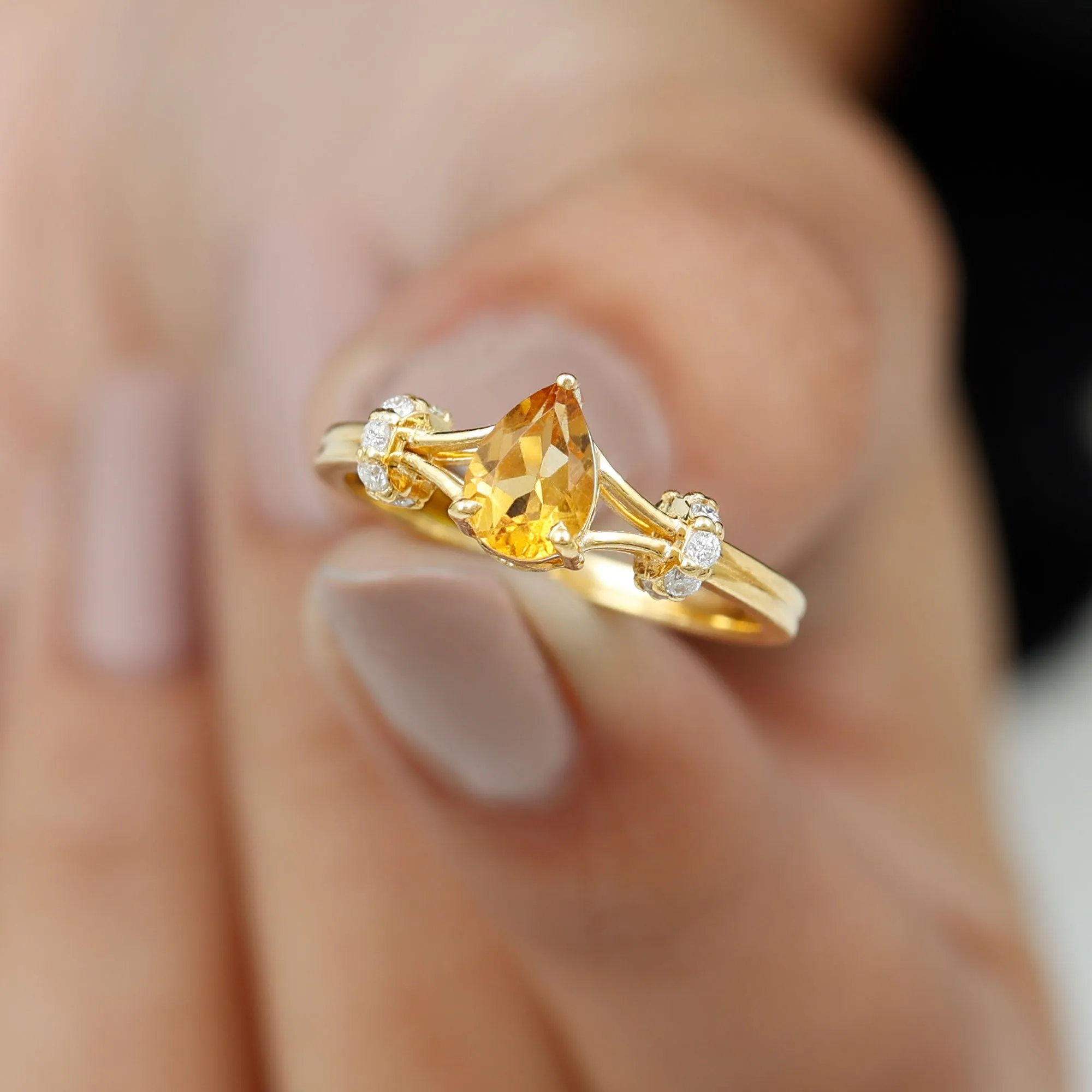 Pear Shape Citrine and Diamond Solitaire Ring in Split Shank