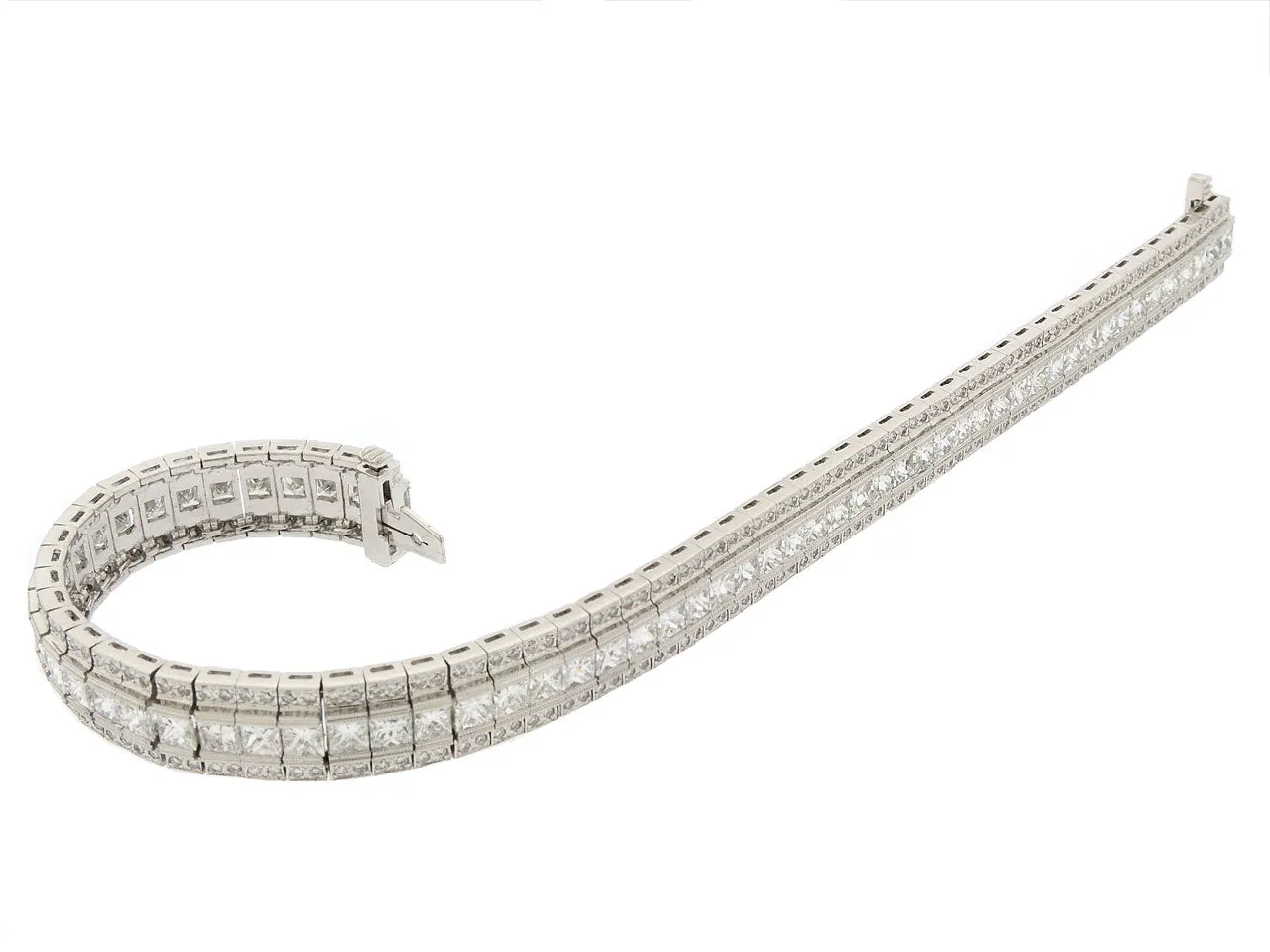 Princess-cut Diamond Bracelet in Platinum