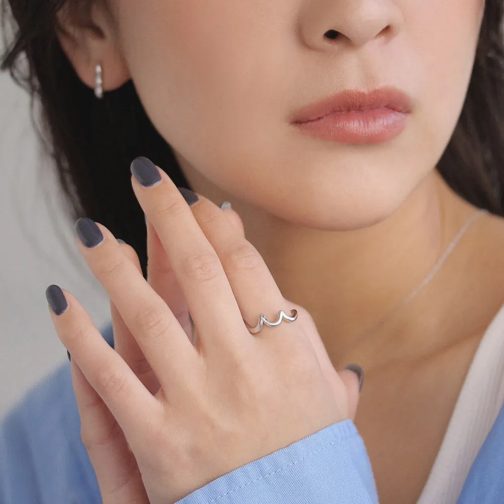 Rhodium Plated Twist Band Ring