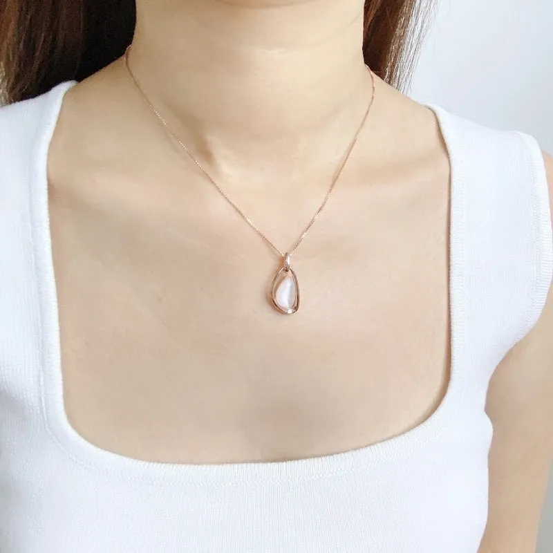 Simulated Moonstone Necklace