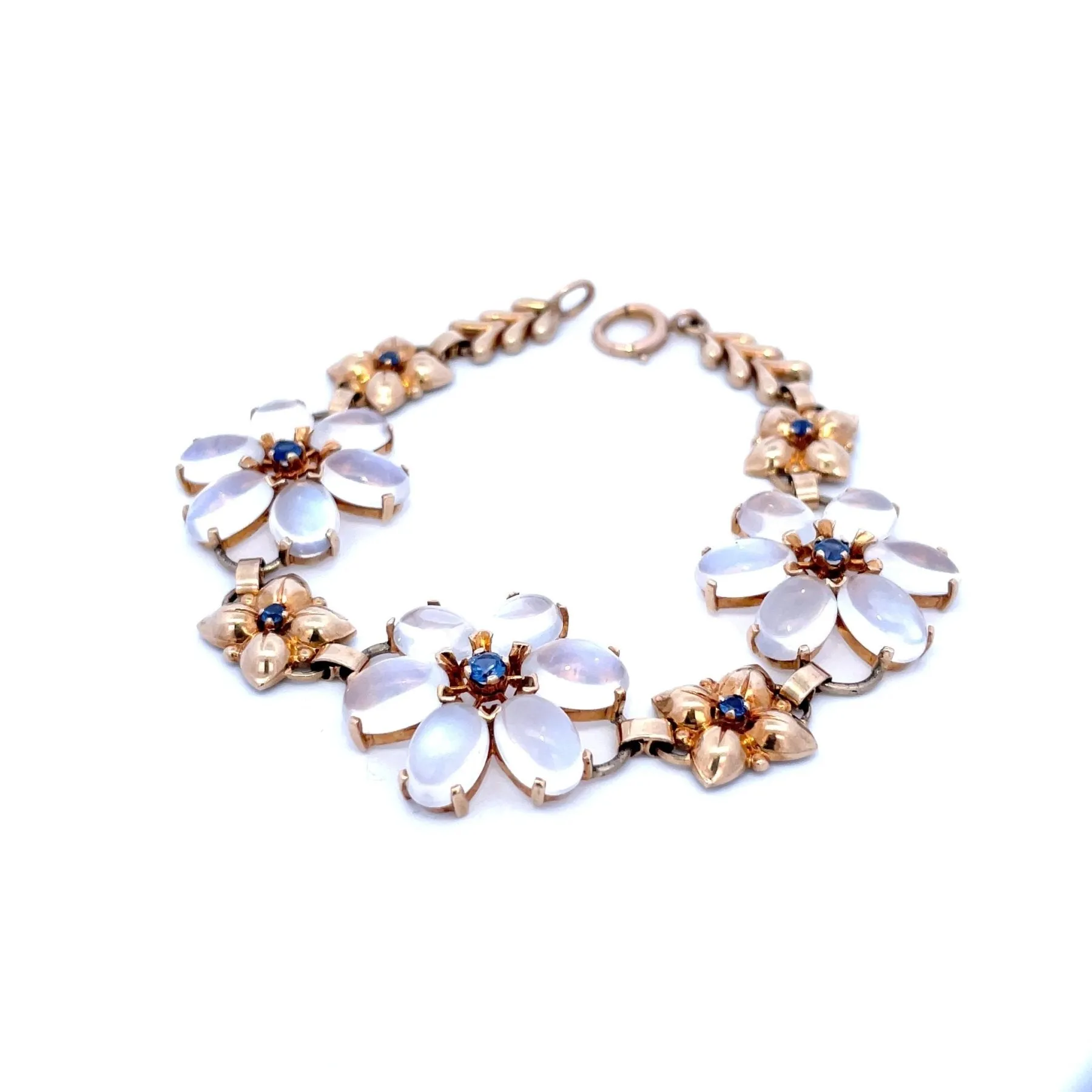 'Wordley, Allsopp, and Bliss' Sapphire & Moonstone Bracelet | 0.65ctw, 31.50ctw | 8" |